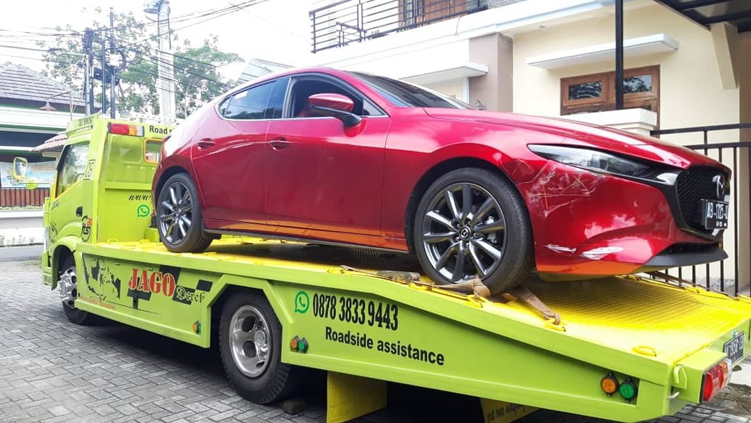 TOWING MOBIL KIRIM MOBIL MURAH DI KOTA JOGJA YOGYAKARTA 085101189443