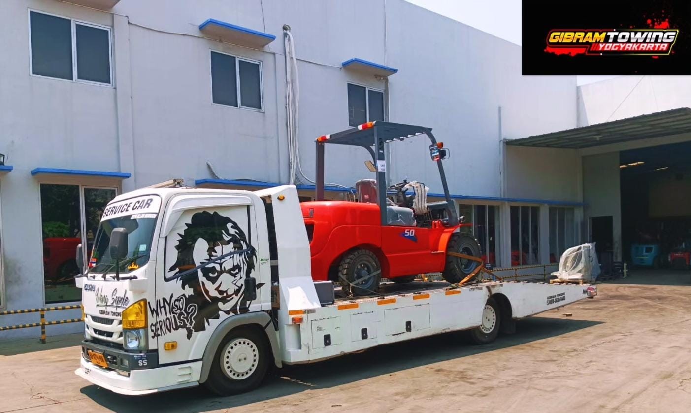 Jasa Towing Mobil di Wonosari Gunungkdul HP : 0851-0118-9443 Rekomendasi Terpercaya 24 Jam